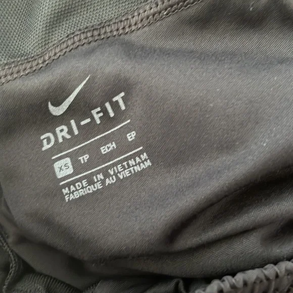 (8) Nike DRI-FIT dri fit Athletic Sport Shorts XS Bundle Workout Bottoms Running - Picture 3 of 3